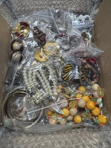 New ListingMixed Vintage to Now Costume Jewelry Lot 6 Lbs., 75+Pcs Reseller Wearable Chunky