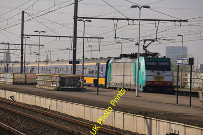 Foto SNCB Belgische Eisenbahn 12x8 Baureihe 186 186205 bei Antwerpen Luchtbal um 2023 P2
