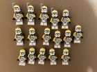 New ListingSpecial LEGO Star Wars 327th Star Corps Clone Minifigure Lot Of 16 75431