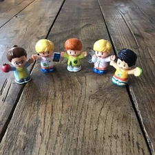 EUC Fisher Price Little People Figures YOU CHOOSE **See Photos & Dropdown List**