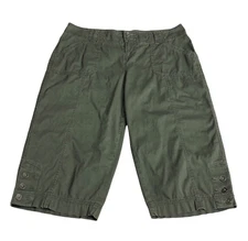 Sonoma Capri Pants Womens 8 Petite Green Corduroy Modern Shorts Outdoor Hiking