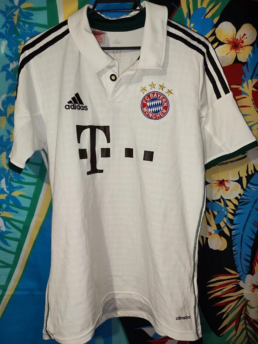 Adidas Bayern Munich Germany Kids Football Shirt size 176 could fit mens S