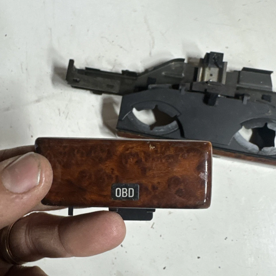 Portavasos plegable de madera Vavona OEM 740i 740iL 750iL BMW E38 95-01 *SÓLIDO* Foto 3 de 4