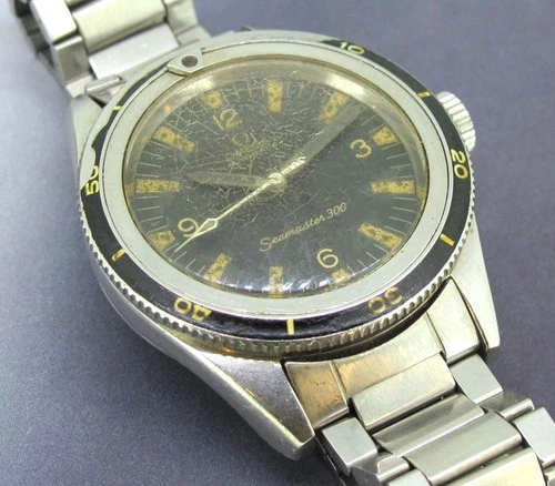 Vintage 1964 Omega Seamaster 300 Stainless Steel Men`s Automatic Watch 38MM