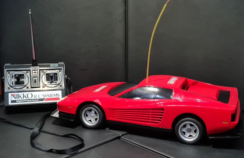 GiG Nikko SUPER FERRARI TESTAROSSA (SCALA 1:10) - Immagine 4 di 4