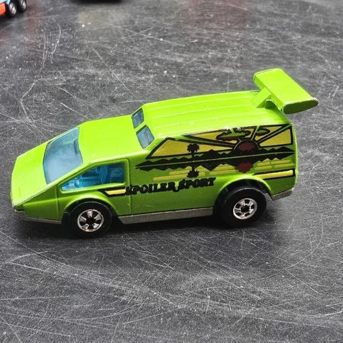 Vintage 1976 Hot Wheels Blackwall Spoiler Sport Green Van Flying Colors BW HK
