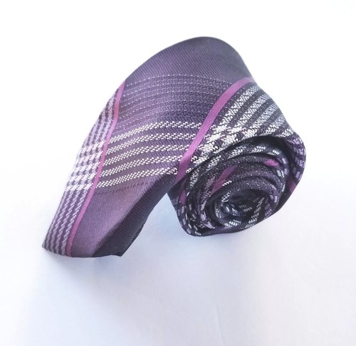 Michael Kors Stylish Purple & Creme Print Men's Tie 3 1/4" x 59" - Picture 6 of 6