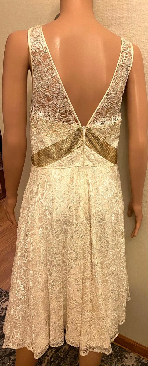 CARMEN MARC VALVO Dress Size 10 White/Cream Lace Sleeveless