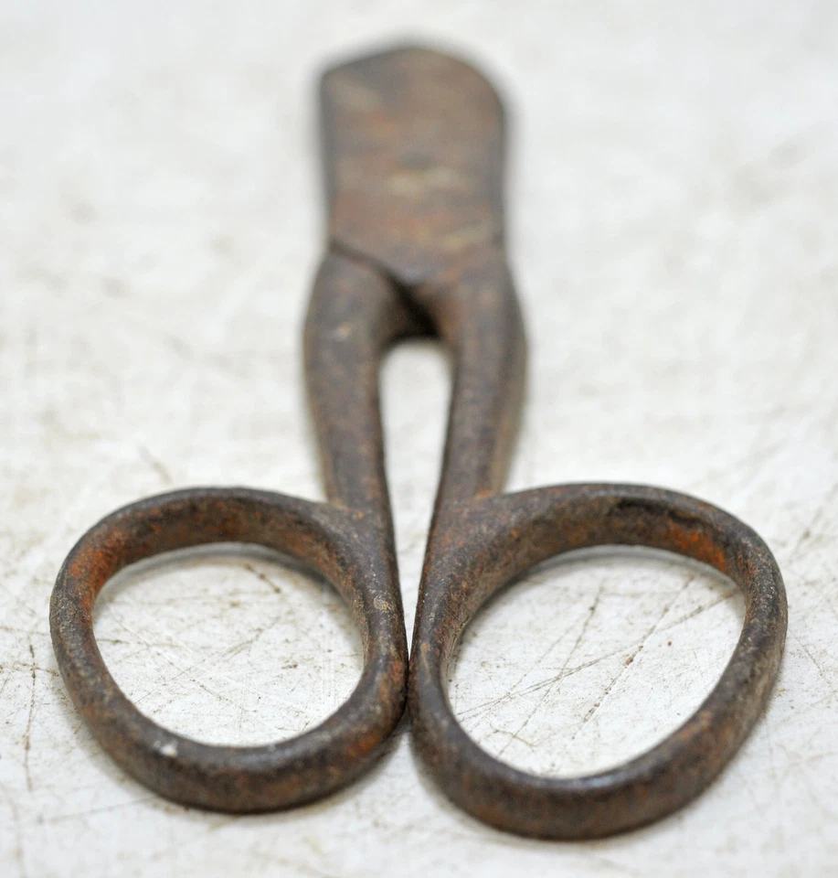 Antique Iron Small Scissors Original Old Hand Crafted - Image 3 of 4