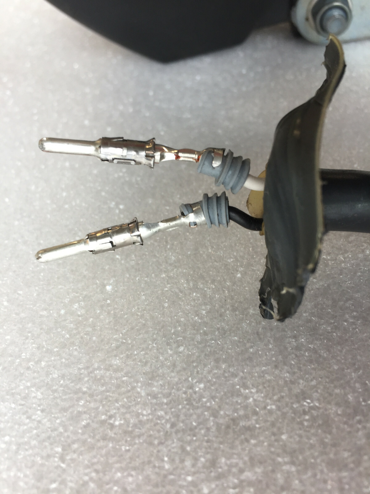 Anbauscheinwerfer Arbeitsscheinwerfer H3 24V 70W A13907 82586929  