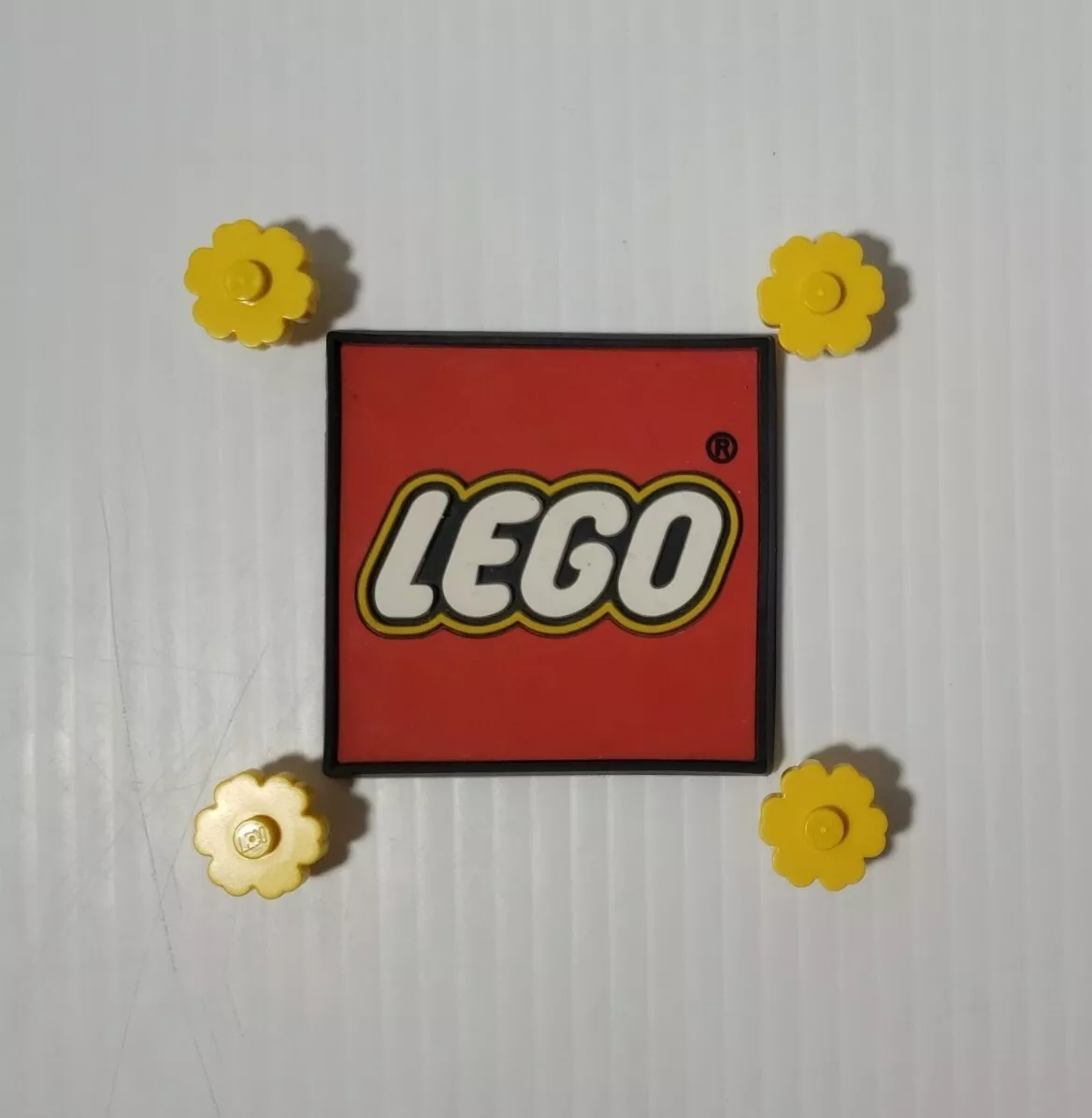 LEGO Classic Flower 2x2 w Rounded Solid Stud YELLOW x4 98262