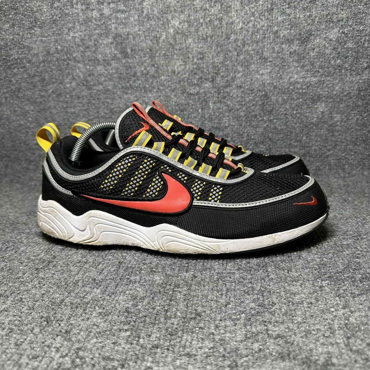 Black nike spiridon sales