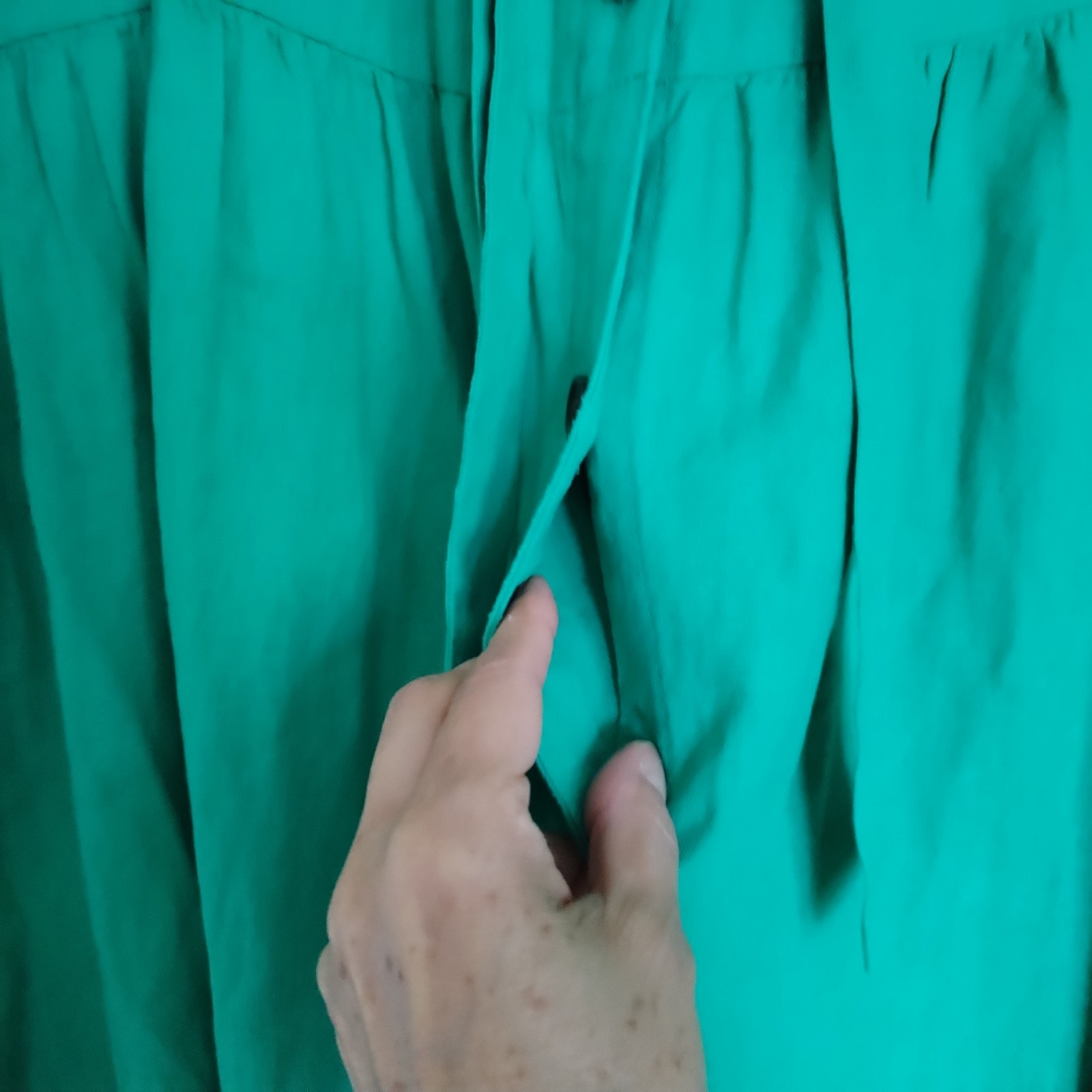 Universal Thread Green Tiered Button Front Midi S… - image 8