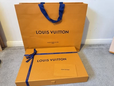 LV Louis Vuitton middleman Empty Gift Box & carrier bag size 40/29/5cm