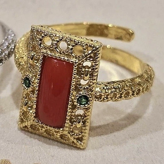 Anello corallo rosso naturale argento 925 placcato oro zirconi verdi donna - Immagine 3 di 4