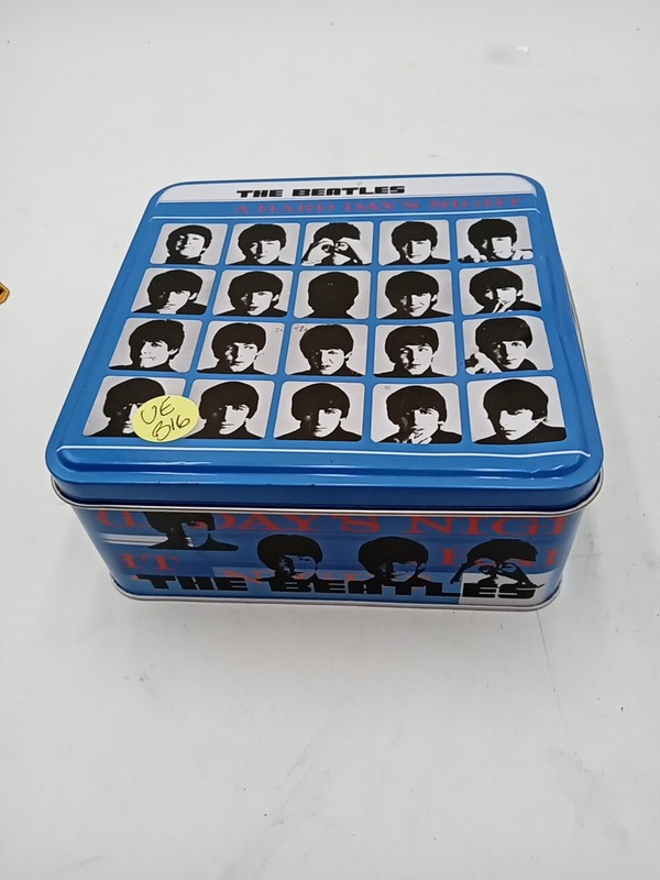 The Beatles Hard Day's Night 300pc Album Cover 2-Sided Puzzle & Tin #ueb16