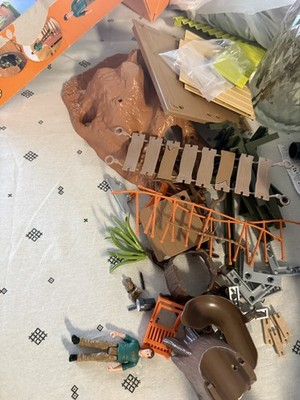 Schleich Wild Life Tree House Playset 42594   USED OPEN BOX 