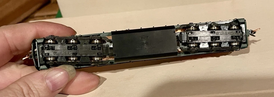 Kato Locomotive Sd40-2 Snoot BNSF 6799 N Scale Tested Runs Good Lights Work C-8 - Image 4 of 4