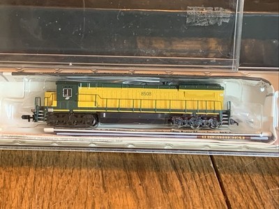 Bachmann Spectrum N Scale Chicago Northwestern C&NW GE Dash 8-40C Diesel #8508