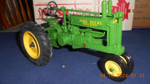 Ertl John Deere A 1/16 Scale Tractor Canadian International Farm Show NIB Rare - Bild 9 von 10