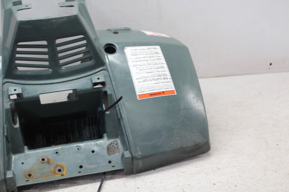 Suzuki Quadrunner 250 LT4WD 1996 carenado de nariz superior delantero capó guardabarros capó Foto 3 de 4