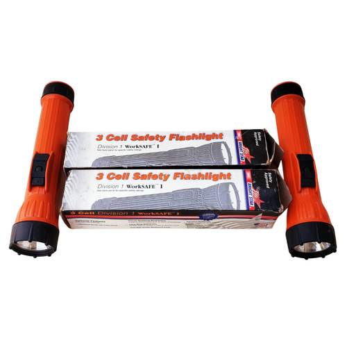 2pc Bright Star worksafe Model 2224 Waterproof Safety Flashlight 3 D Open Box. - Picture 7 of 8
