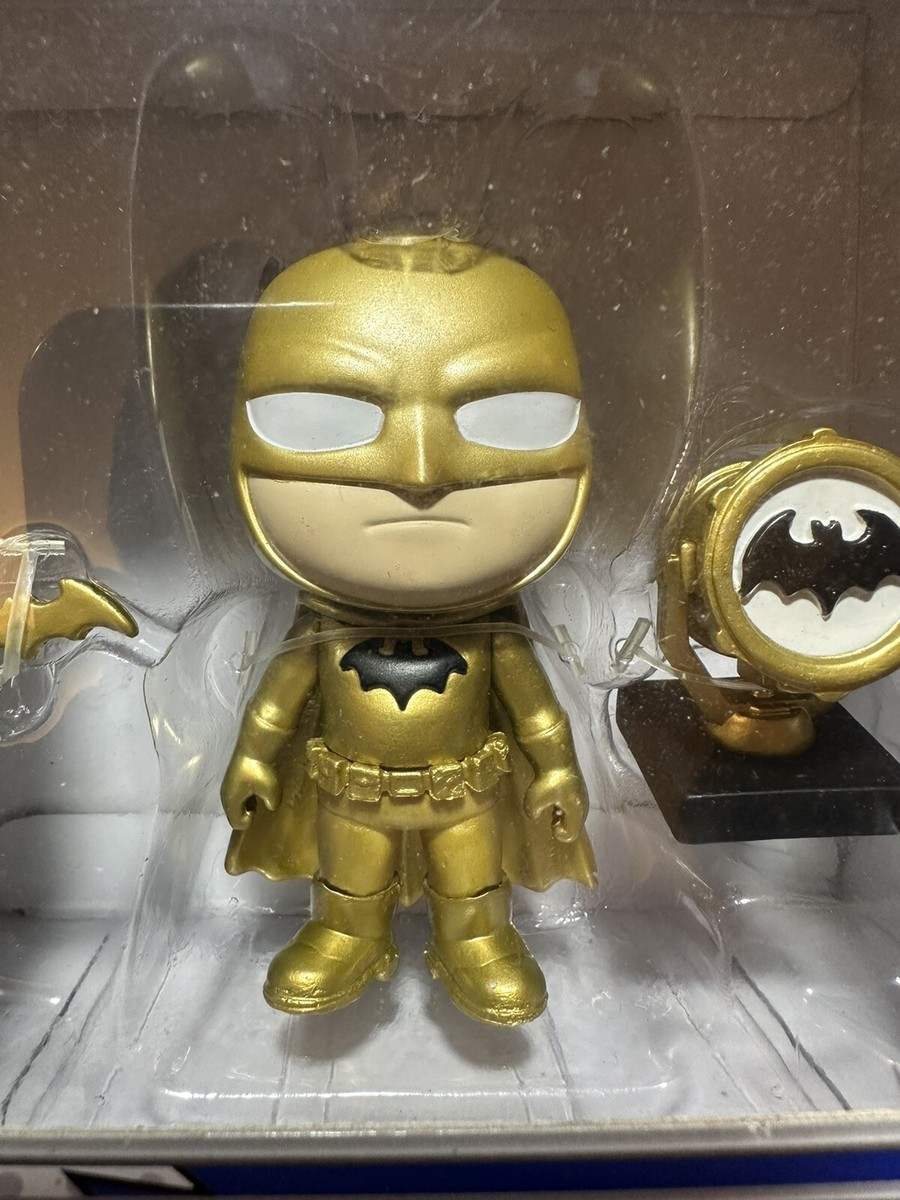 Kinder Funko DC ゴールド・バットマン フィギュア What an amazing experience at the Kinder Joy experience centre