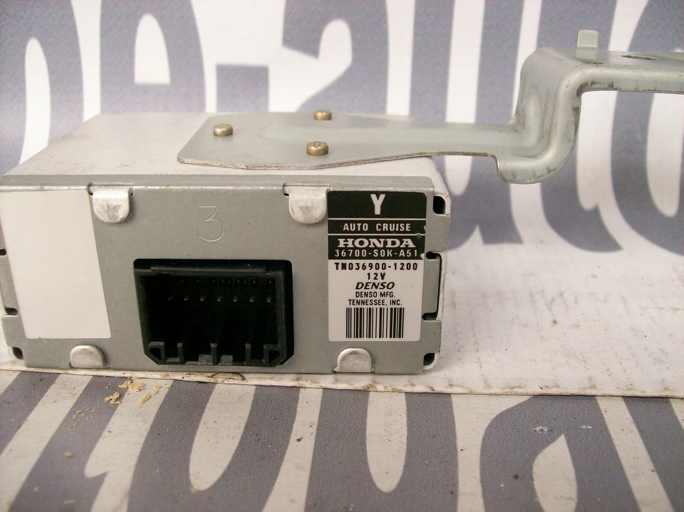 2000-2003 ACURA CL TL OEM AUTO CRUISE CONTROL MODULE COMPUTER W/ BRACKET - Image 3 of 4