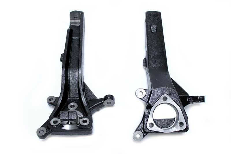 MaxTrac for 04-18 Nissan Titan 2WD 4in Front Lift Spindles w