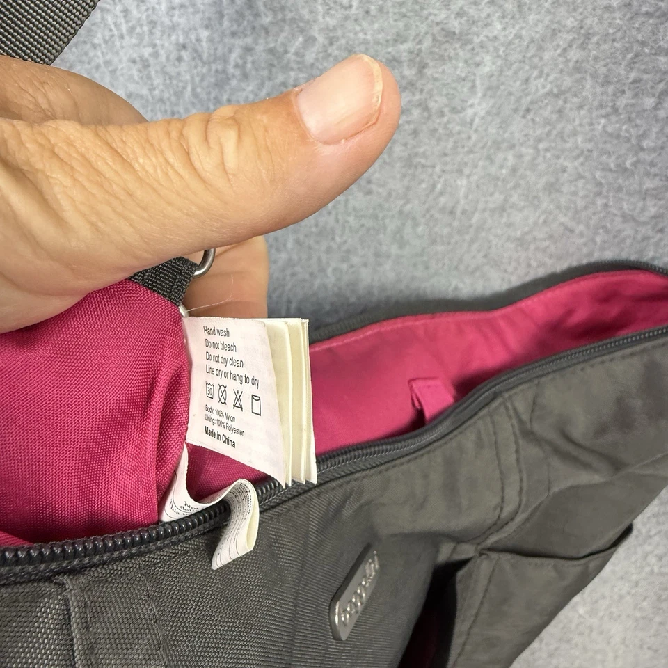 Cartera Baggallini Gris Rosa  Foto 4 de 4