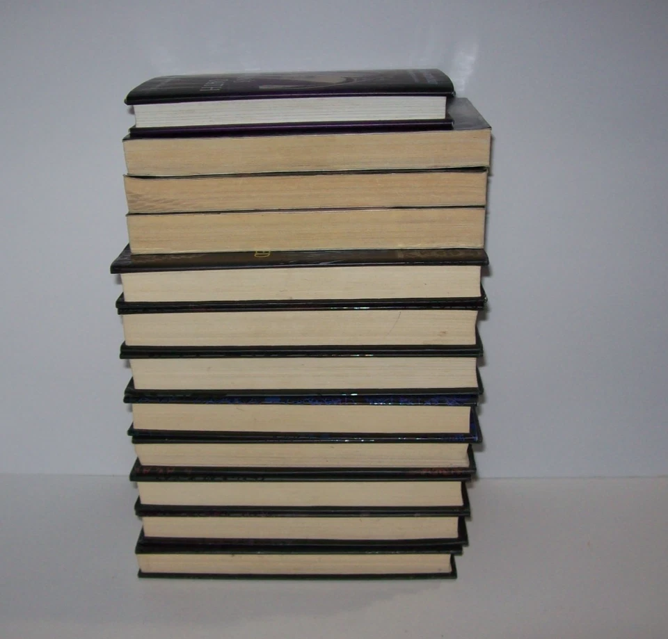 Lot of (12) A HOUSE OF NIGHT Novel 9HC &3 PB Books P.C. Cast + Kristin Cast - Image 2 of 2