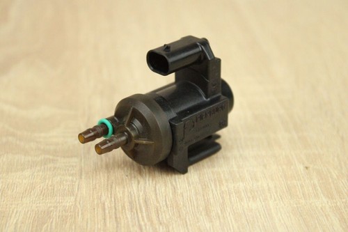 BMW 5 G30 G31 G38 2018 Diesel Turbolader Druckwandler Magnetventil 8570591