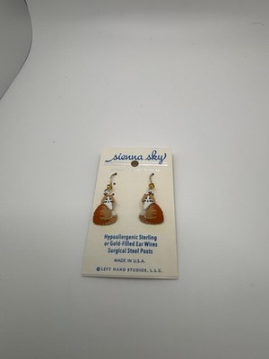 Hypoallergenic Sienna Sky Cat Dangle Earrings