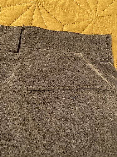 Arnold Palmer - Men's - Pleated Shorts - Size 38 - Brown and Gray - Picture 9 of 11