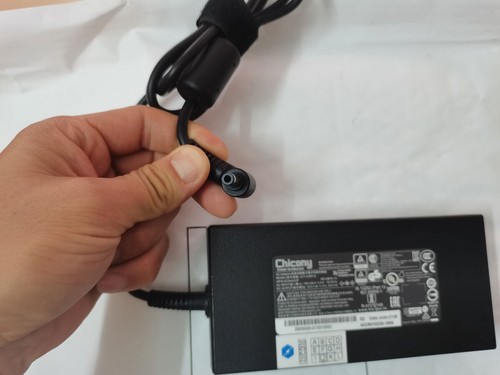 Für Gigabyte Aero 17-XA RP77 19,5V 11,8A A17-230P1A 5,5mm*2,5mm 230W Ladegerät OEM - Bild 2 von 6