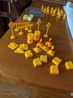 21 Pcs TOY  Barriers Barrels Signs Cones Fuel Cans PLASTIC CONSTRUCTION ITEMS — photo 5