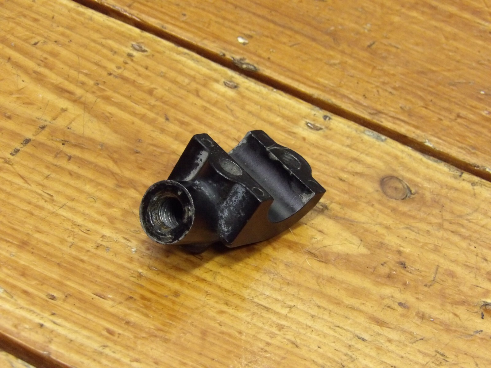 Buell Lightning XB12 XB9 FRONT BRAKE MASTER CYLINDER CLAMP STRAP MIRROR