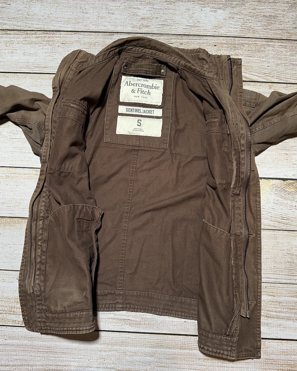 Abercrombie & Fitch Y2K Sentinel Jacket Mens S. Distressed