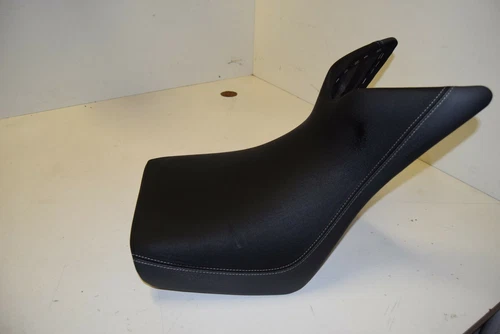 Triumph Tiger 800 Heated OEM front seat  T2309239 TRI # 68