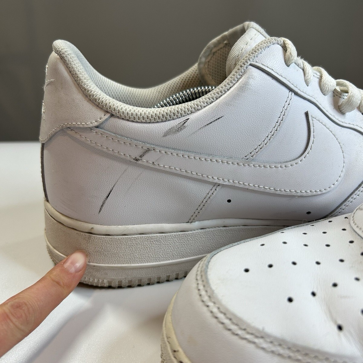 Nike Air Force 1 '07 Low Mens Size 13 White Athletic Shoes