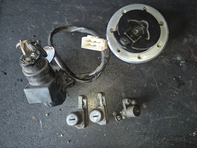 Kawasaki GPZ500S EX500 Ignition Lock Set Seat Lock Fuel Cap Helmet Lock 1994 On