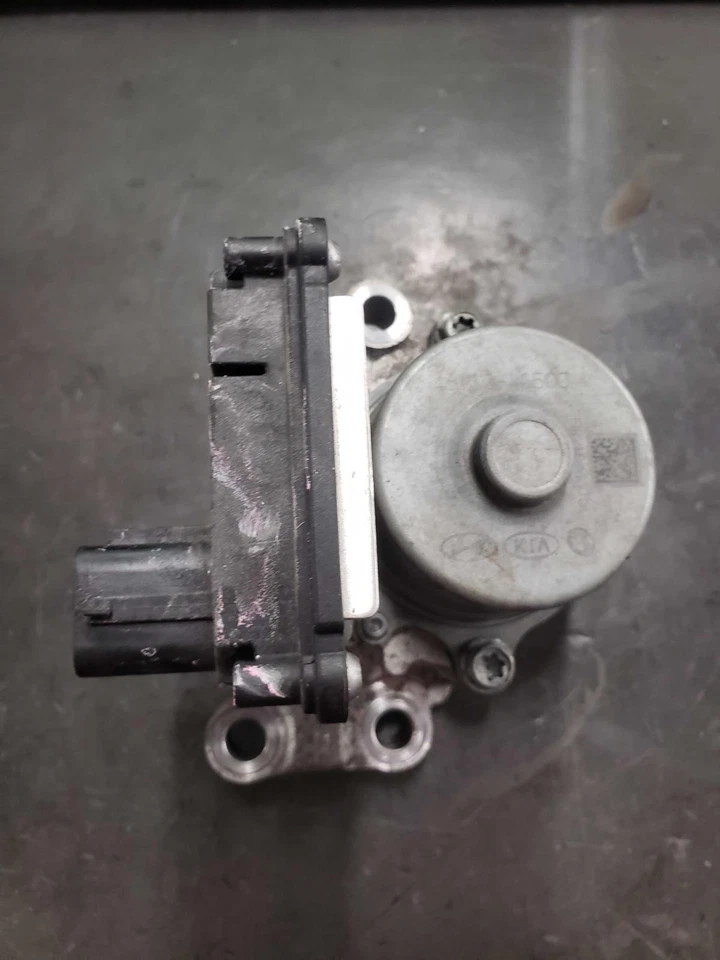 20 21 22 23 PALISADE Transmission Pump - Image 2 of 4