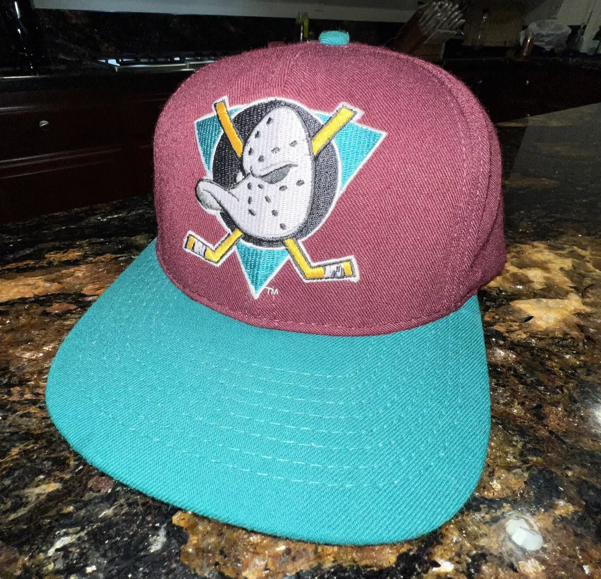 Vtg 90s Anaheim Mighty Ducks Disney Snapback Hat NHL Hockey Cap USA Made Purple