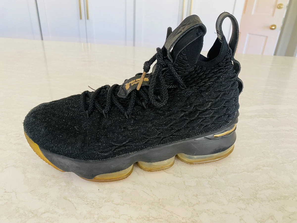 Nike LeBron 15 Black/Gold Sneakers - Farfetch