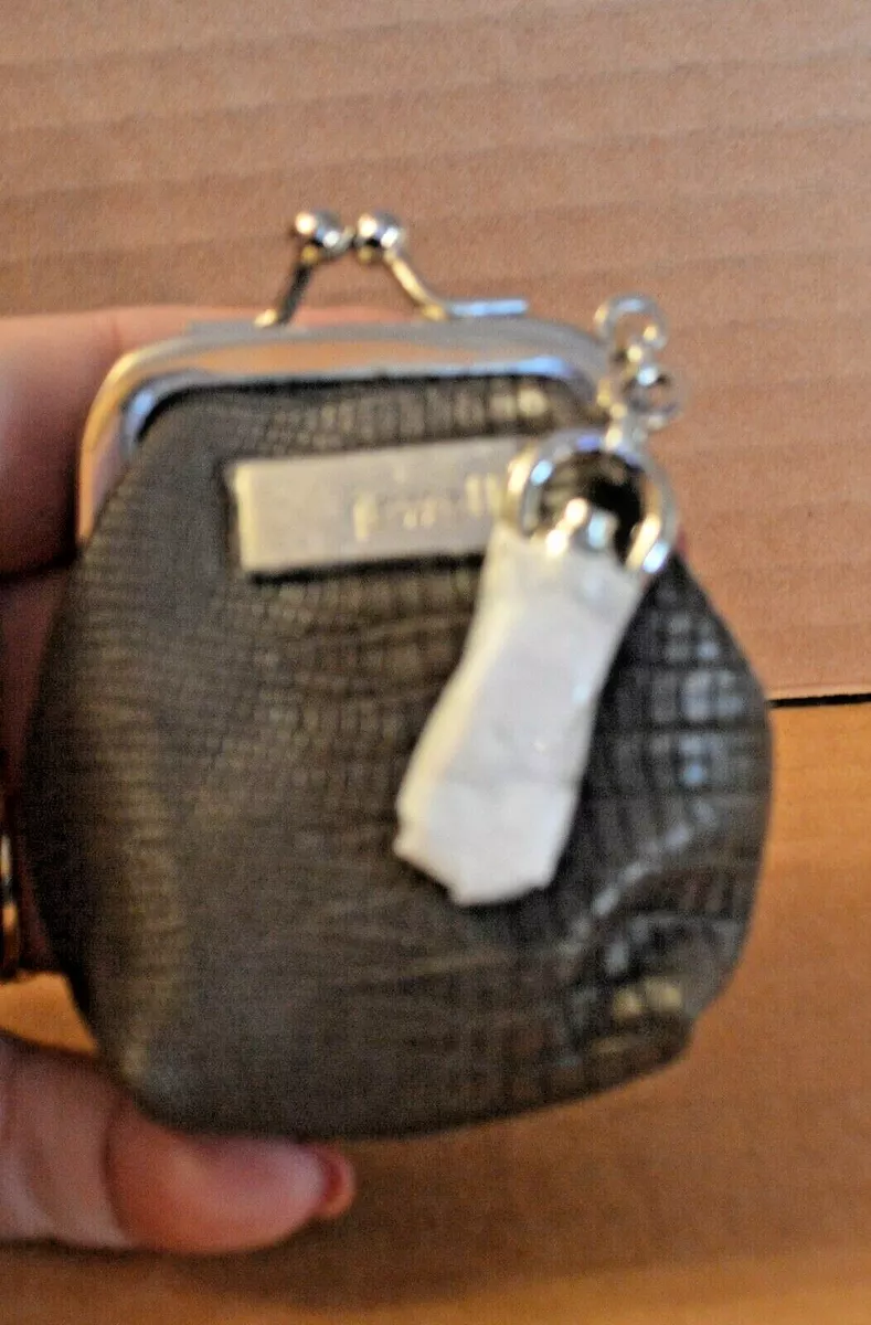 Small coin purse clearance with clasp