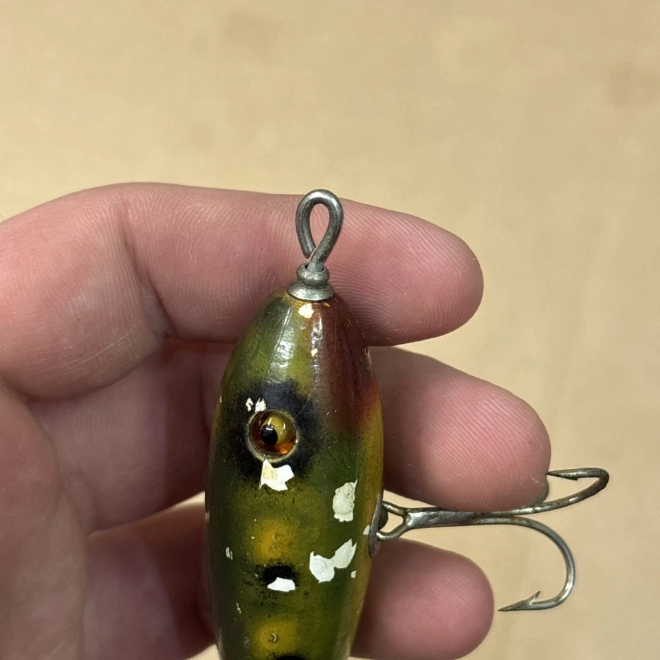 Señuelo de pesca de ojo de vidrio de quilla vintage Foto 3 de 4