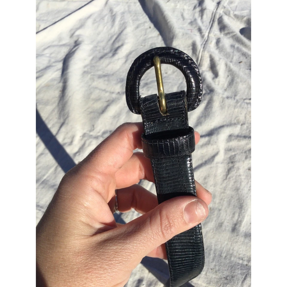 Cinturón de piel de serpiente vintage Calvin Klein para mujer negro S pequeño EE. UU. 80 años 90 serpiente gótico Foto 3 de 4