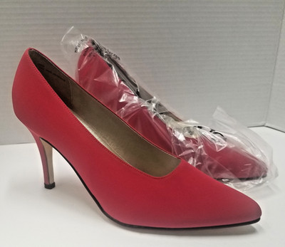 Sam & Libby  Roxy  Red Microfiber Pumps Size 8M Elegant Pointed Toe Heels NIB