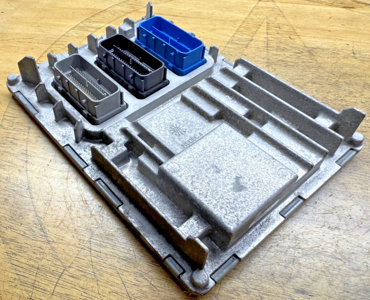 Picture 3 of 6
