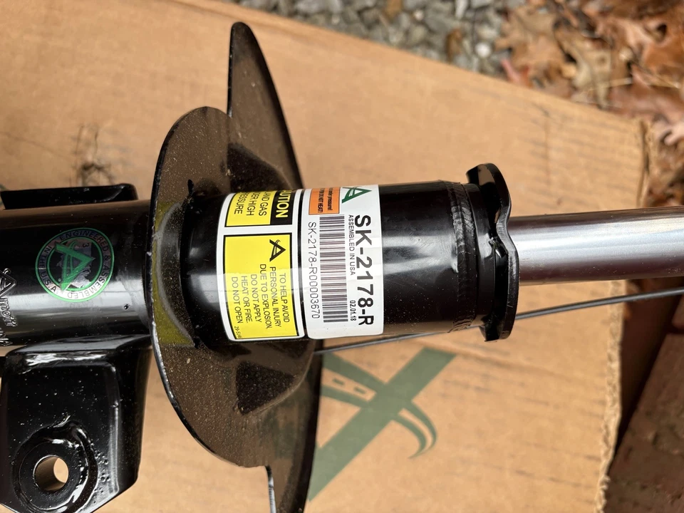 For Cadillac Deville Eldorado Front Left & right Shock Absorber Kit Arnott - Image 4 of 4